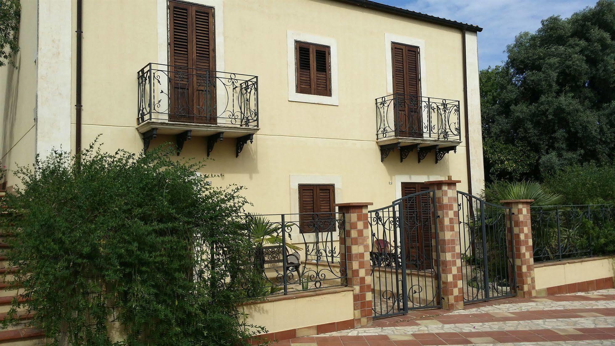 Il Sentiero Bed & Breakfast *